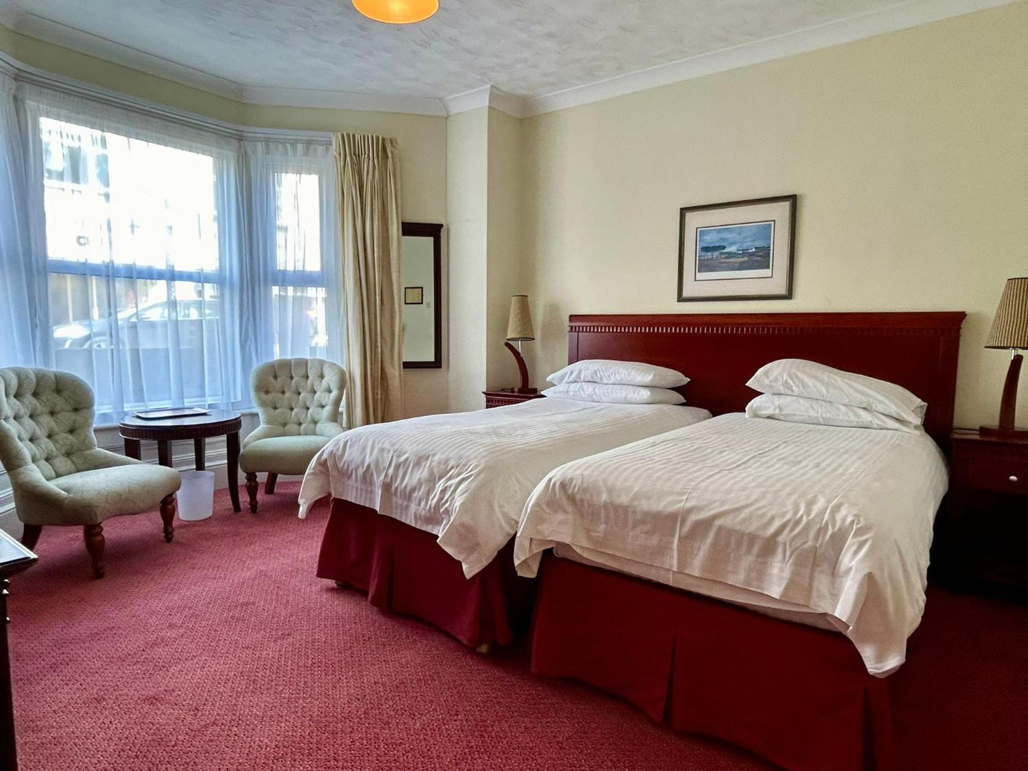 Bay View - Seafront, Sandown - Free Car Ferry For Bookings Of 3 Or More Nights, Subject To Availability ภายนอก รูปภาพ