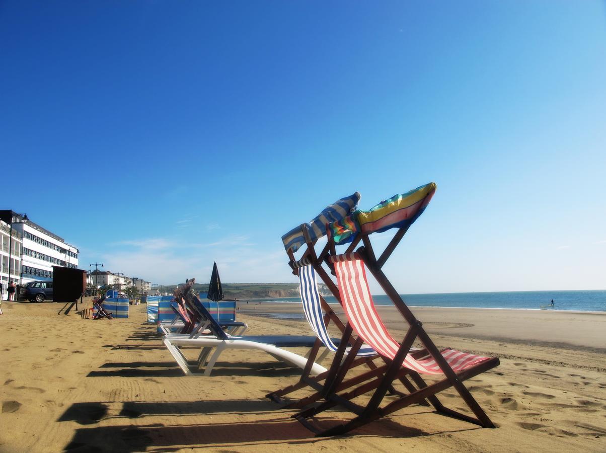 Bay View - Seafront, Sandown - Free Car Ferry For Bookings Of 3 Or More Nights, Subject To Availability ภายนอก รูปภาพ