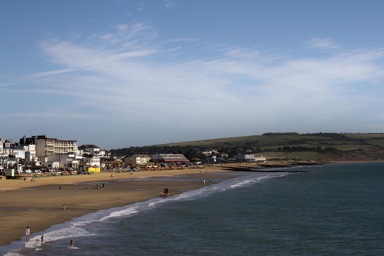 Bay View - Seafront, Sandown - Free Car Ferry For Bookings Of 3 Or More Nights, Subject To Availability ภายนอก รูปภาพ